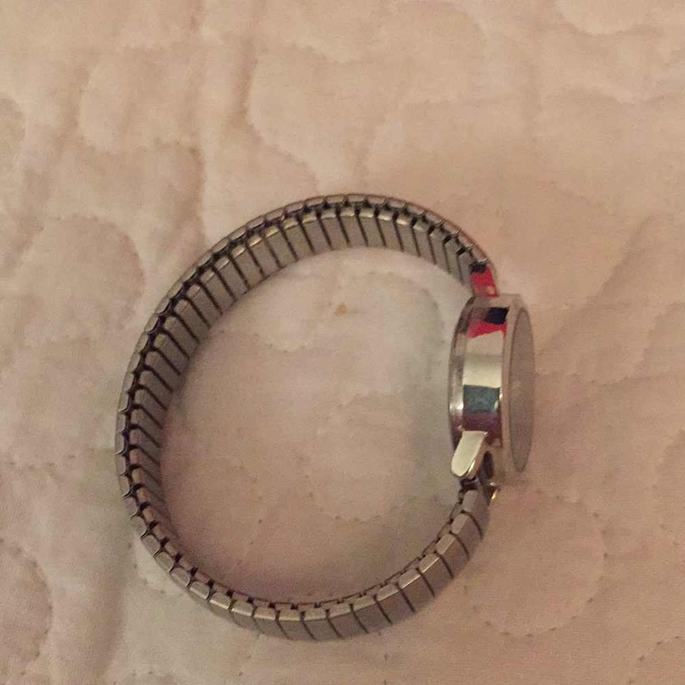 Watch. - Picture 2 of 2